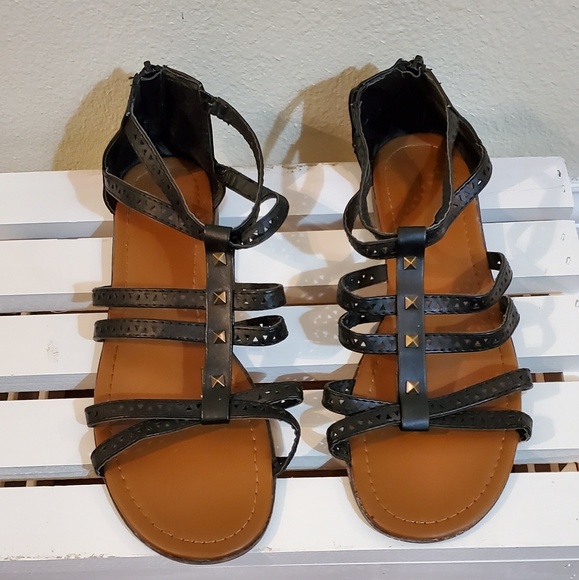 gladiator sandals size 10